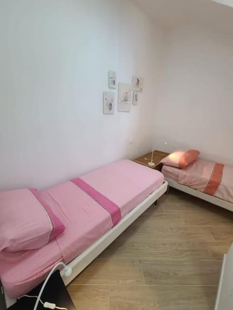 Villetta Grignetta Relax Giardino e Jacuzzi Apartment in Varazze