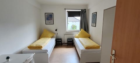 Bed, Seating area, Bedroom