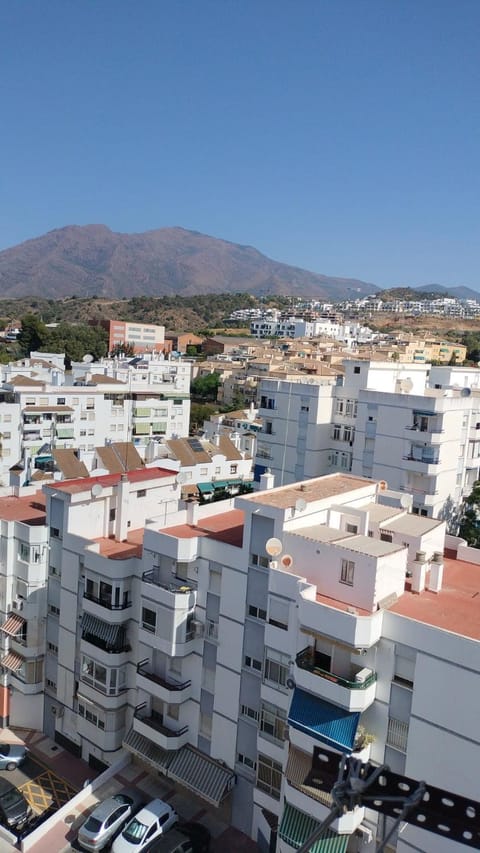 Neighbourhood, Bird's eye view, Mountain view