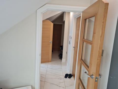 Homestay in a New Build Casa vacanze in Uxbridge