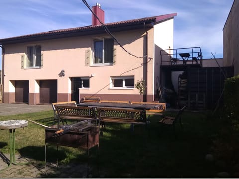 Property building, Patio, BBQ facilities