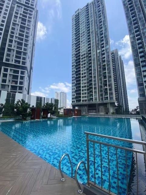 Platinum Arena Old Klang Road Midvalley Apartment in Petaling Jaya