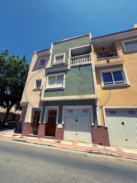 Property building, Day, Neighbourhood, Street view