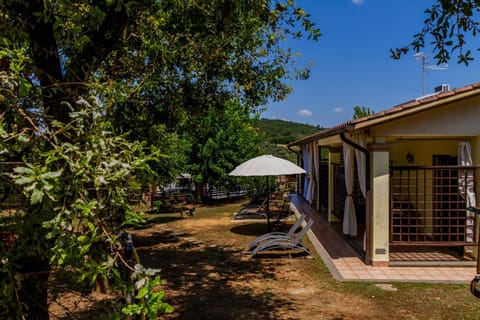 Agriturismo il forasacco Estancia en una granja in Grosseto