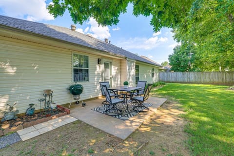 Fenced Yard Bike-Friendly Home in Bentonville! House in Rogers