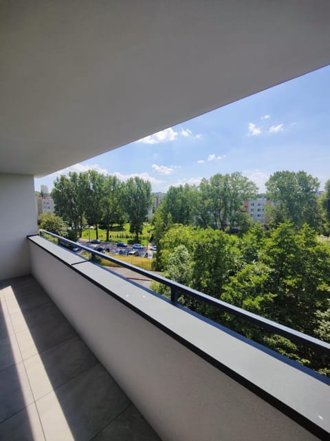 Spring, Day, View (from property/room), Balcony/Terrace