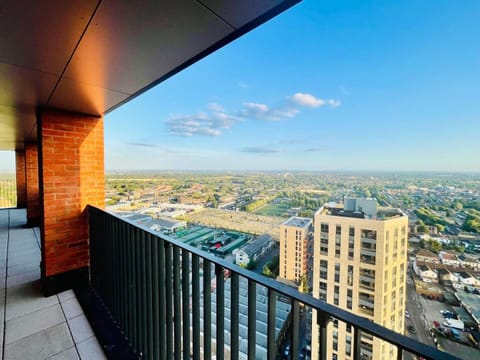 Balcony/Terrace, City view