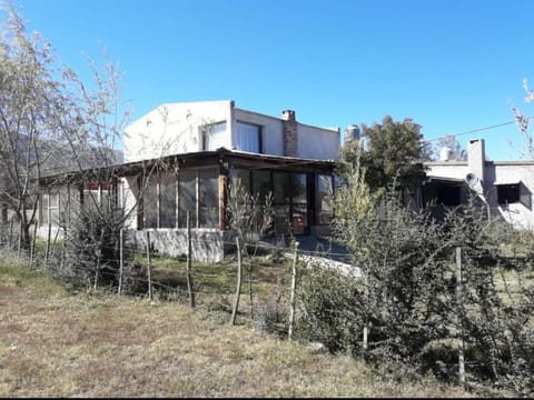 El descanso House House in Tafí del Valle