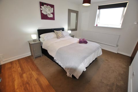 Studio 3, Dedworth Road, Windsor Apartment in Windsor