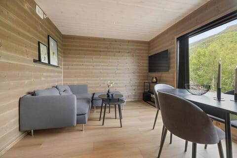 Resvegen 10 - 102 House in Vestland