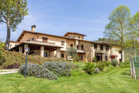 Property building, Facade/entrance, Natural landscape, Garden