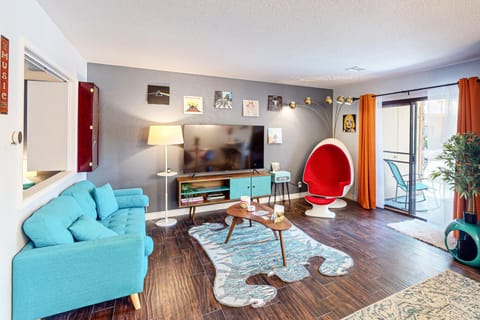 Retro Coachella Apartment in La Quinta