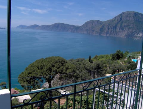 View (from property/room), Balcony/Terrace, Sea view