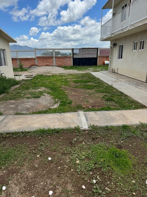 Patio, Balcony/Terrace