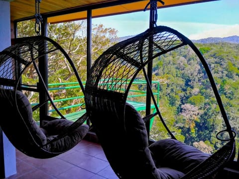 Rainbow Valley Lodge Costa Rica Nature lodge in Monteverde
