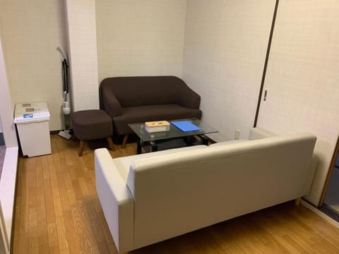 イーストトレジャー203 Apartment in Osaka