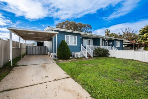 ABEL11A - Older Cottage Style 3BR in Rangeway House in Geraldton