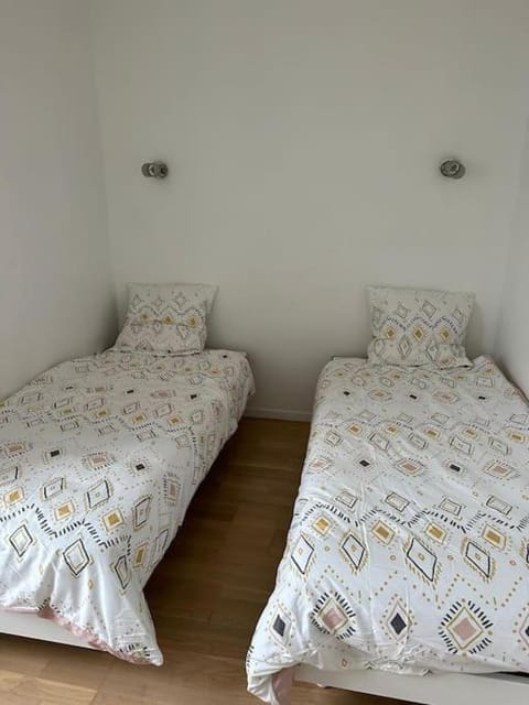 Maison de ville conviviale avec terrasse House in Brittany