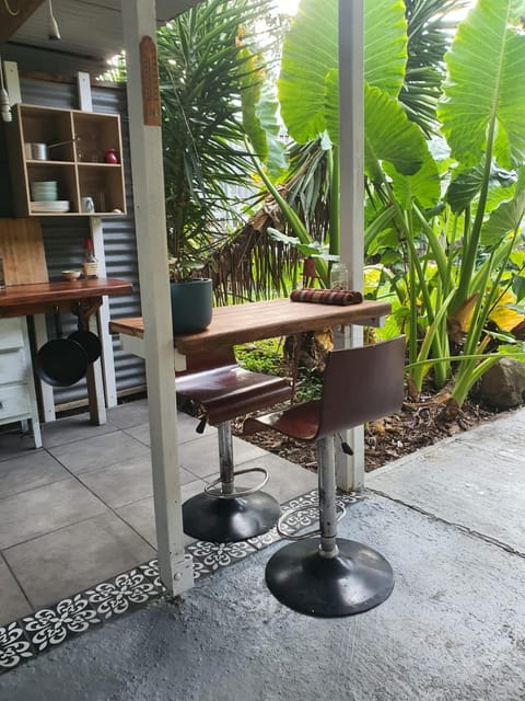 Patio, Dining area