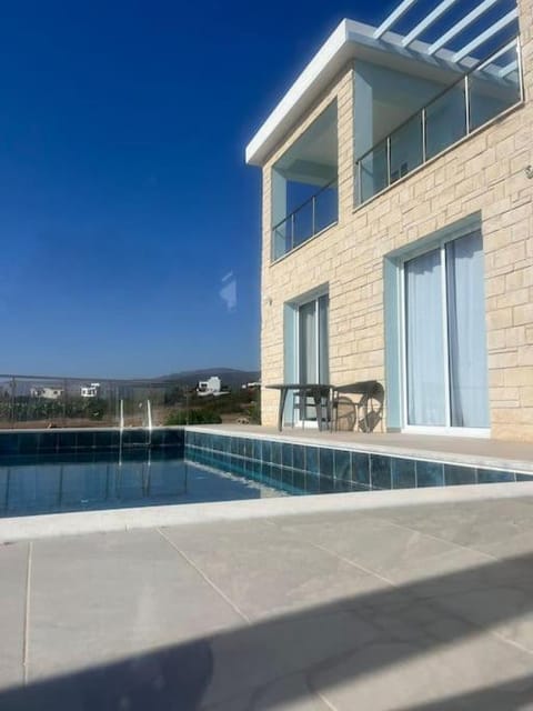 Property building, Pool view, Swimming pool