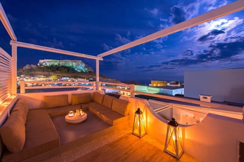 Balcony/Terrace, On site, Landmark view