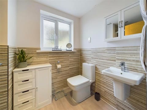 Highgow House Ensuite Bedroom Vacation rental in Barnstaple