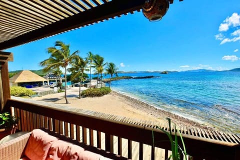 Pool view, Sea view