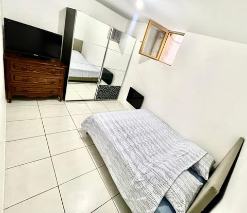 Appartement près de Montpellier avec jacuzzi privatif optionnel Apartamento in Gignac