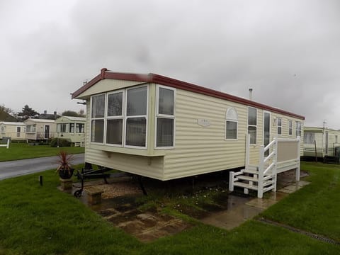 Property building, Balcony/Terrace