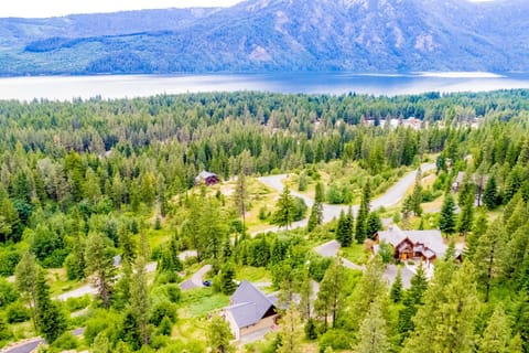 Crest View Lodge Haus in Cle Elum Lake