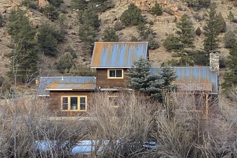 Pine Croft on the Rio Grande House in South Fork