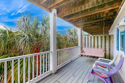 Colors of Atlantic Beach House in Atlantic Beach