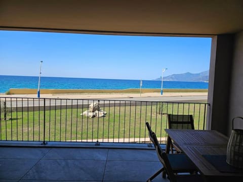 Appartement Chez Emma, le luxe en Bord de Mer by Monarca Apartment in Saint-Florent