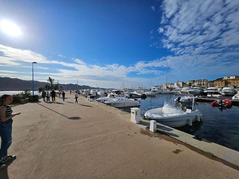 Appartement Chez Emma, le luxe en Bord de Mer by Monarca Apartment in Saint-Florent