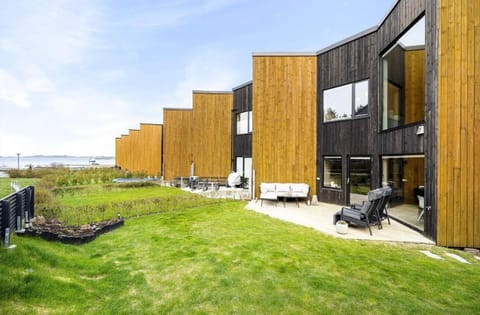 Garden, Balcony/Terrace