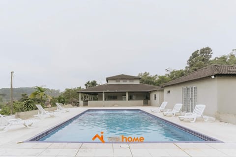 Ampla casa com piscina em Embu das Artes House in Sao Paulo City