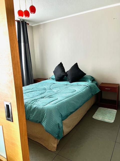 Photo of the whole room, Garden view, Pool view, towels