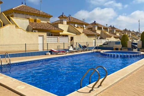 Day, Pool view, Swimming pool, sunbed