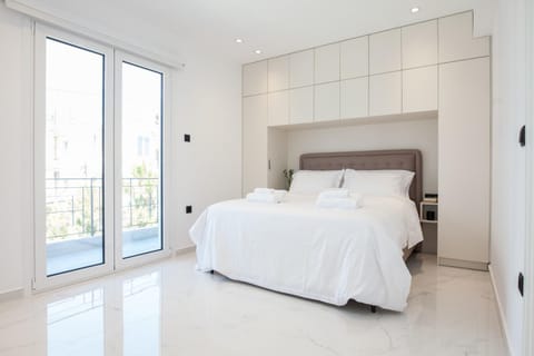 Modern Luxury Athens Riviera Apt with Sea View Apartment in Alimos