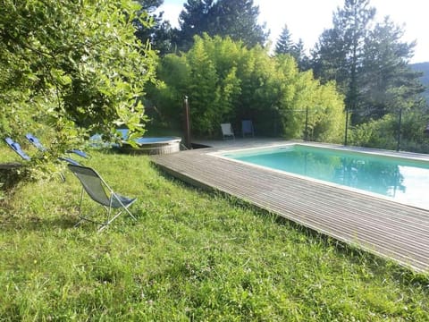 Natural landscape, Garden, Swimming pool, sunbed