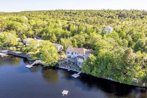 Heaven on Kearney Lake House in Halifax