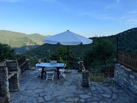 Oasi Di Pace a Recco Verzemma Apartment in Recco