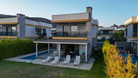 Özel HAVUZLU Lüx villa Villa in Aydın Province