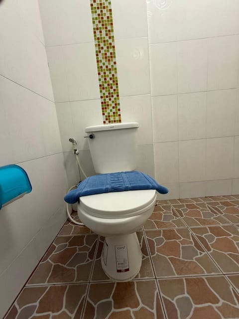 Toilet, Bathroom