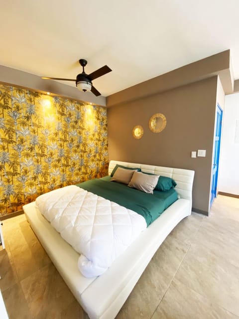 Comfortable studio apartment steps from balboa ave Apartment in Panama City, Panama