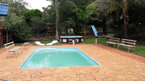 CHÁCARA COM PISCINA PARA ATÉ 20 PESSoAS FESTA DO PEÃO Apartment in Barretos