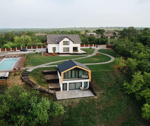 Property building, Bird's eye view, Garden