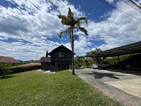 Cabaña sabanitas House in Pereira