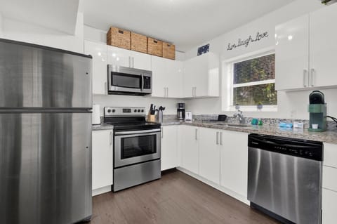 Kitchen or kitchenette, dishwasher, oven, pet friendly, stove, toaster