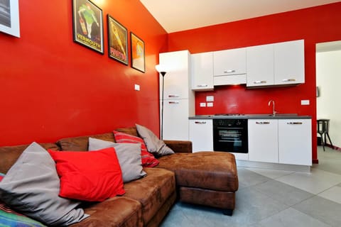 Cozy Apartment Fabia 300 mt from Colosseum Appartement in Rome